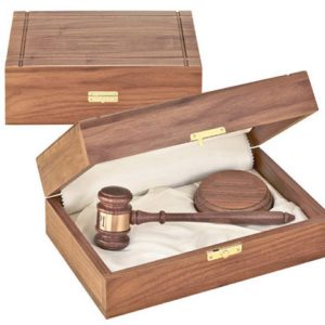 Royal Presentation Set